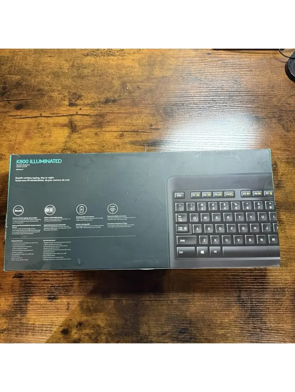 Logitech K800 Illuminated Wireless Keyboard w/ dongle, cable, box - Excellent